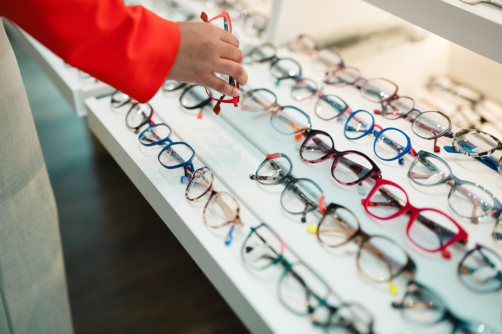 the top glasses and sunglasses brands in kamloops bc